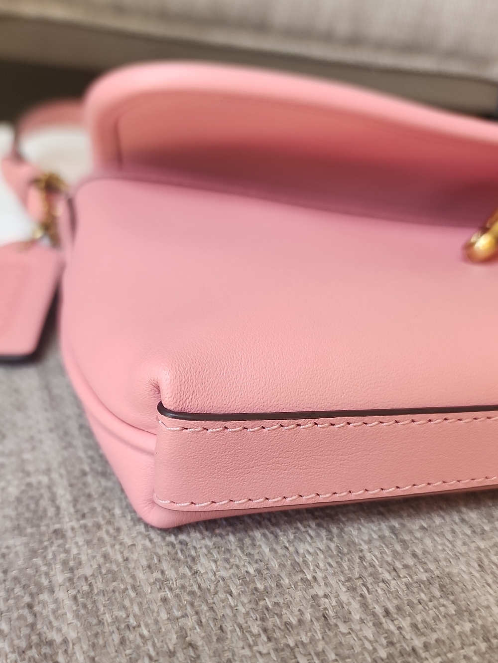 COACH Hamptons Small Leather Shoulder Bag- Pink - Picture 5 of 16